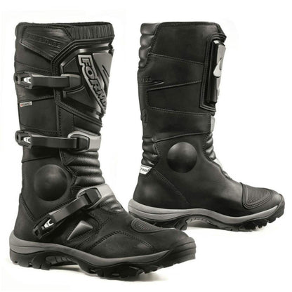 Forma Adventure Boots